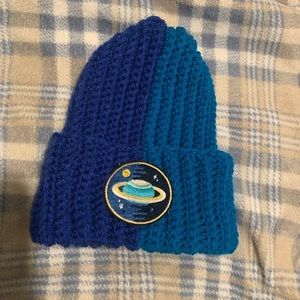 Children’s Two-toned blue crochet beanie!